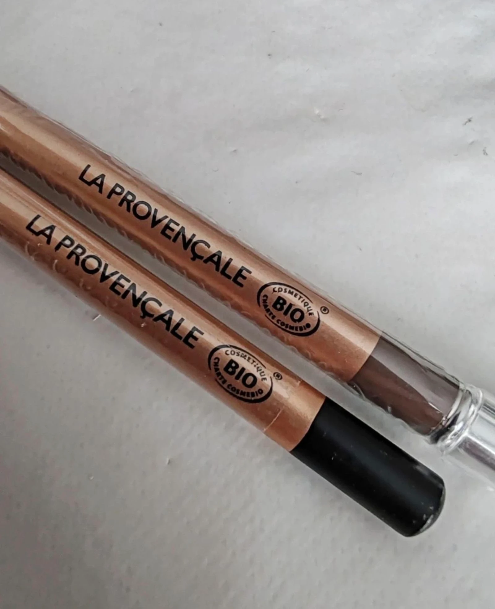 Crayon sourcils + crayon yeux bio – photo 2